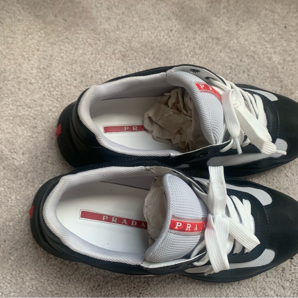 Prada Black and White Low-Top Sneakers - Picture 4 of 4